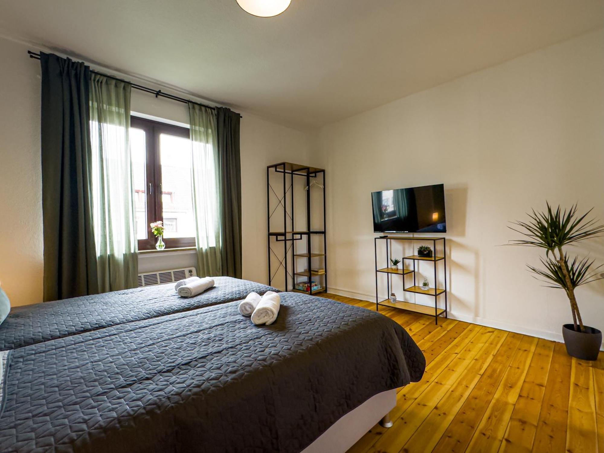 Immostay #7 -Helle Wohnung Mit Grossem Garten -4 Zimmer, Wifi & Free Parking Bremen Luaran gambar