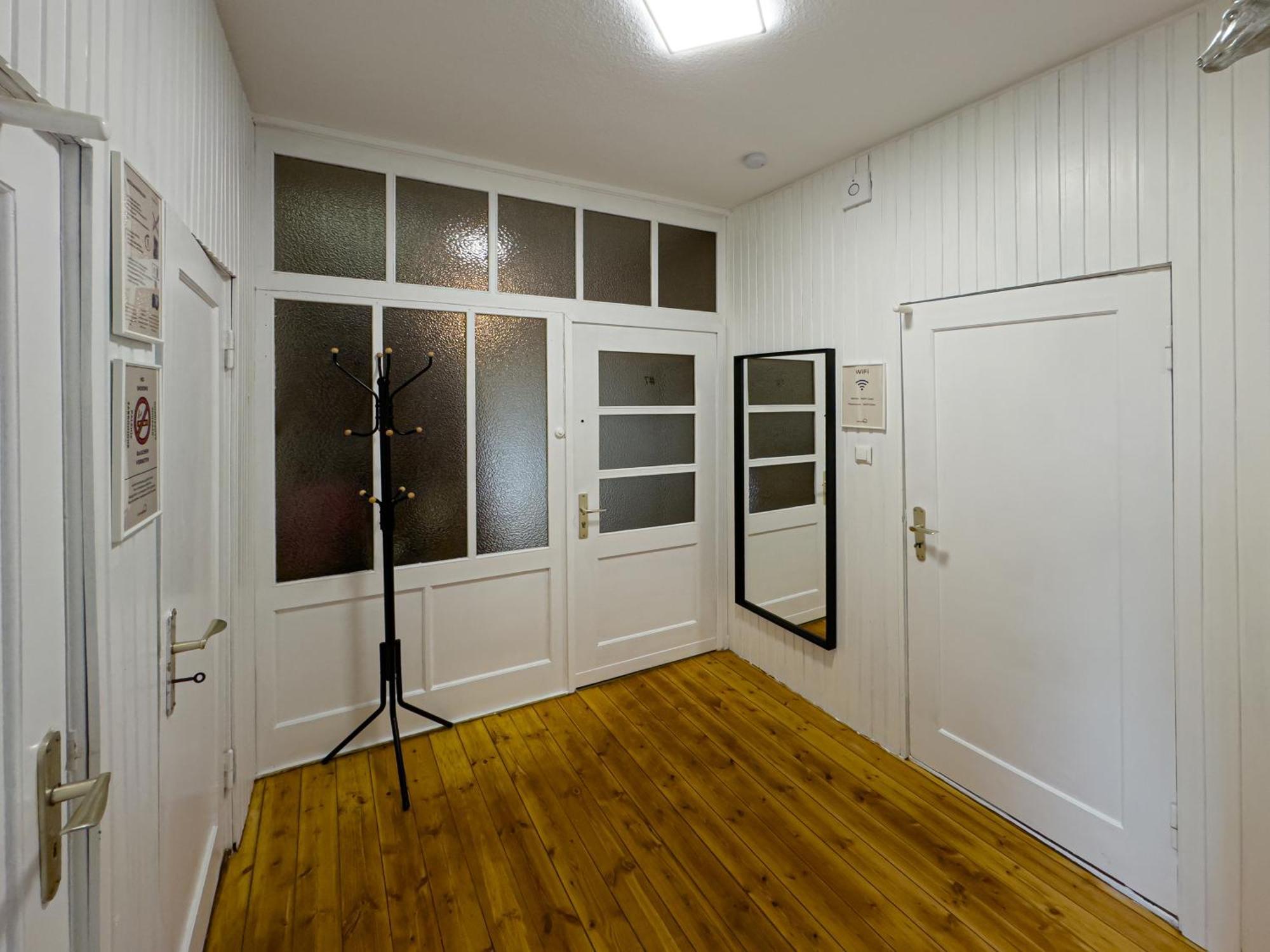 Immostay #7 -Helle Wohnung Mit Grossem Garten -4 Zimmer, Wifi & Free Parking Bremen Luaran gambar